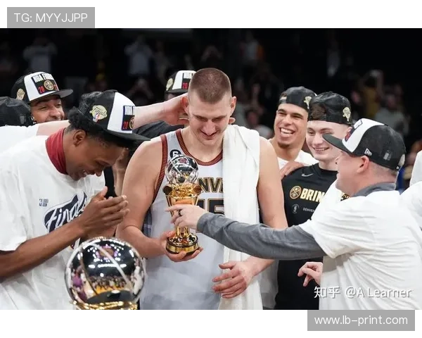 NBA季后赛激烈对决,谁能问鼎总冠军? NBA季后赛激烈对决,谁能问鼎总冠军?