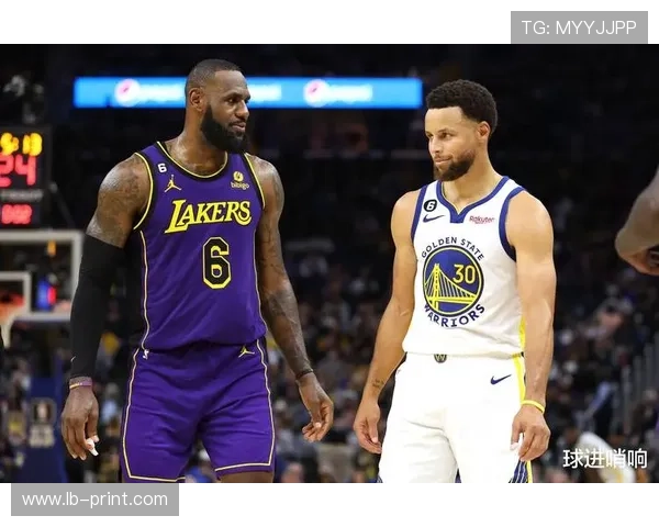 勇士队新赛季阵容升级 詹姆斯和库里对决再度引爆全联盟关注 勇士队新赛季阵容升级 詹姆斯和库里对决再度引爆全联盟关注
