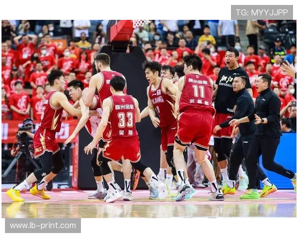 新赛季全面开启中国体育多线告捷引发球迷热议各项赛事竞争激烈