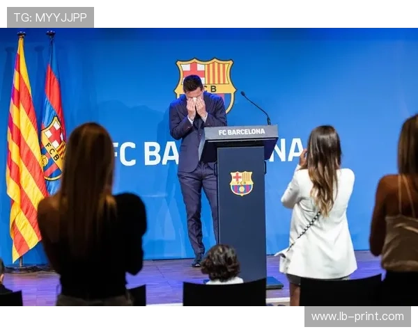 梅西重返巴萨?传闻引发球迷热议,未来计划仍悬而未决 梅西重返巴萨?传闻引发球迷热议,未来计划仍悬而未决